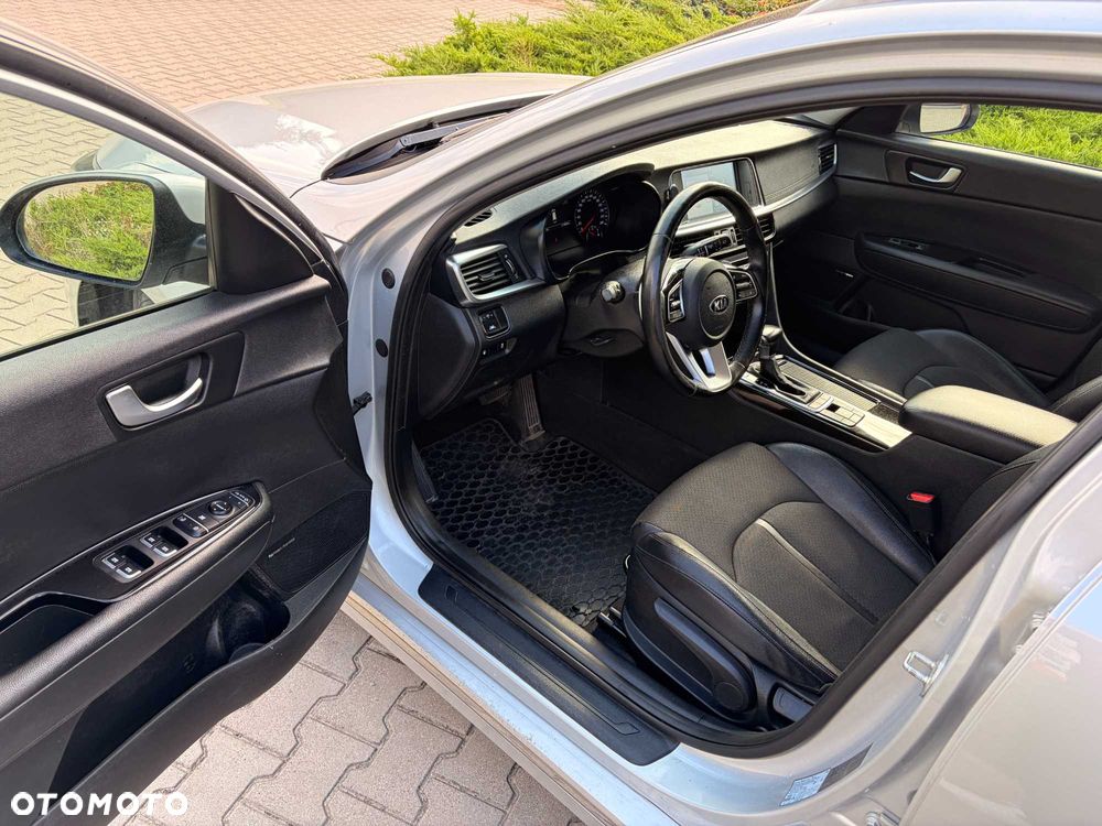 Kia Optima - 5