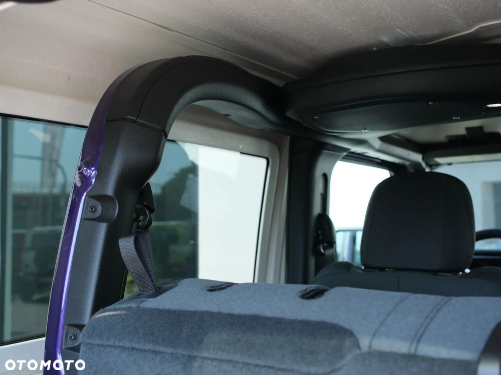 Jeep Wrangler - 15