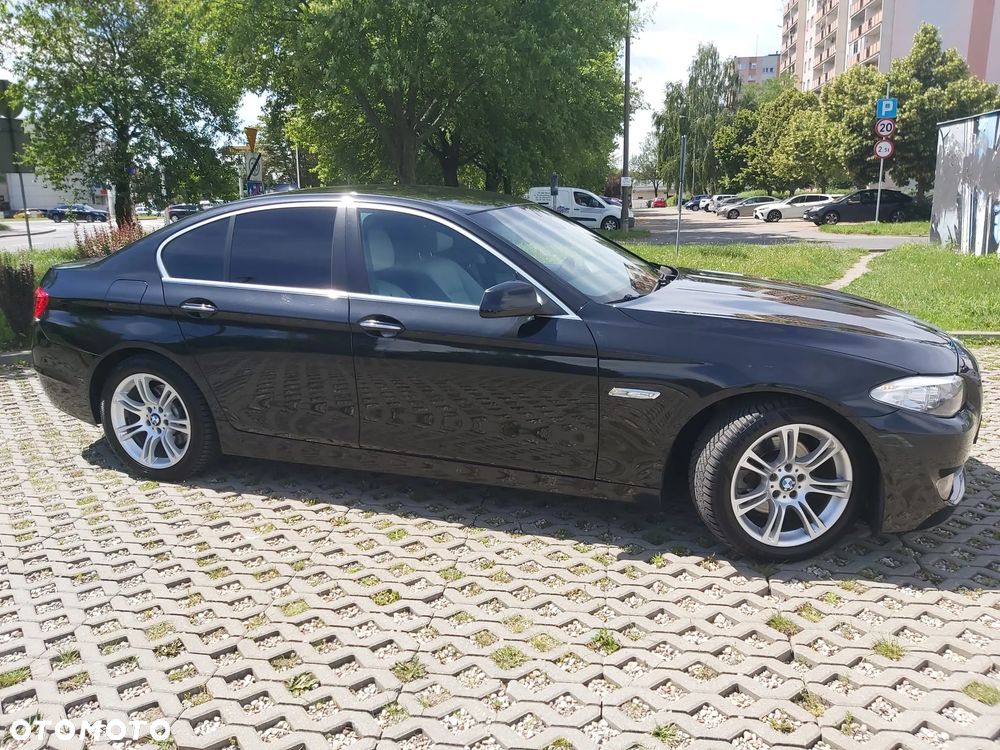 BMW Seria 5 520d Special Edition - 29