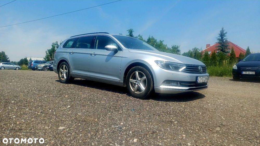 Volkswagen Passat 2.0 TDI (BlueMotion Technology) DSG Comfortline - 1