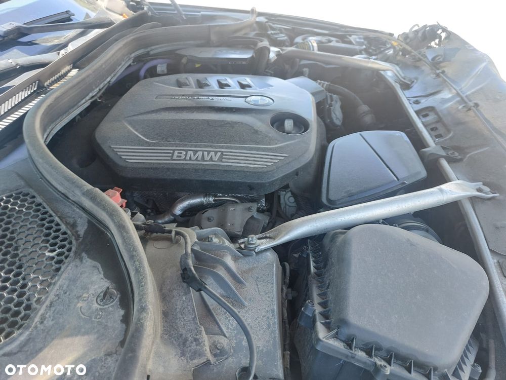 BMW Seria 5 520d xDrive MHEV M Sport sport - 9