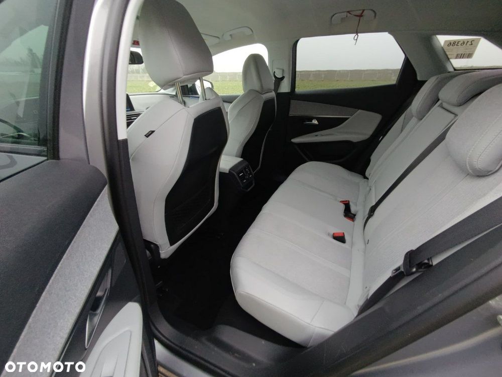 Peugeot 3008 - 25