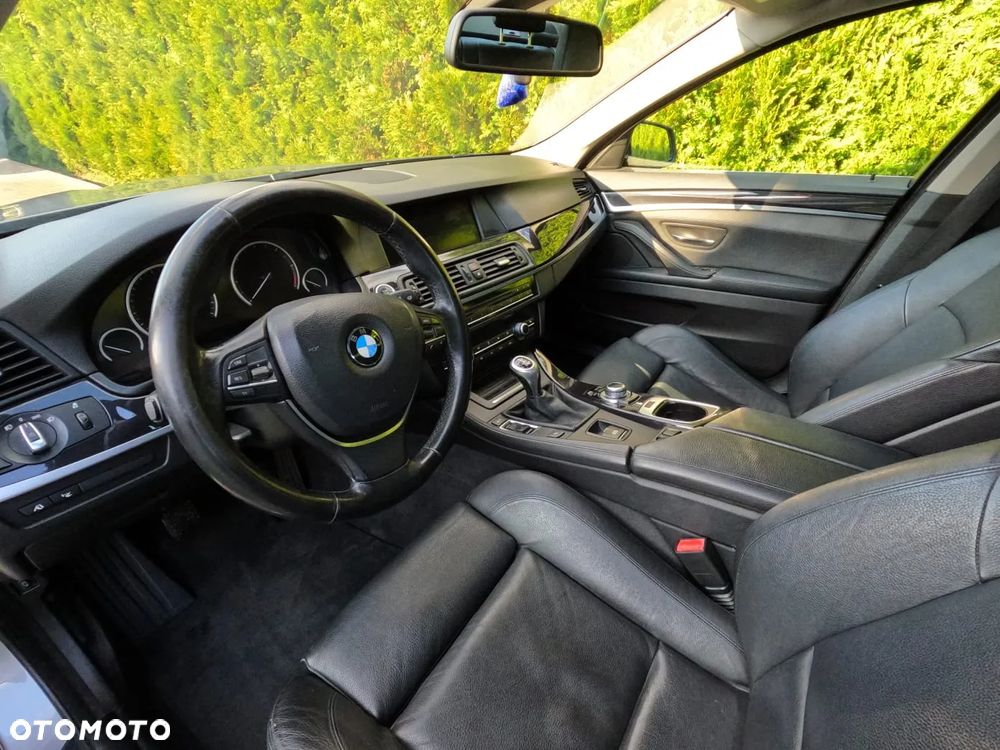 BMW Seria 5 - 16