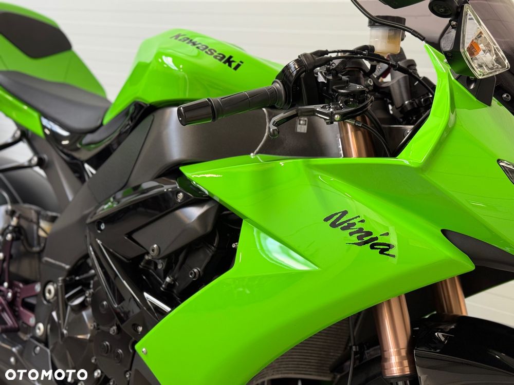 Kawasaki ZX - 16