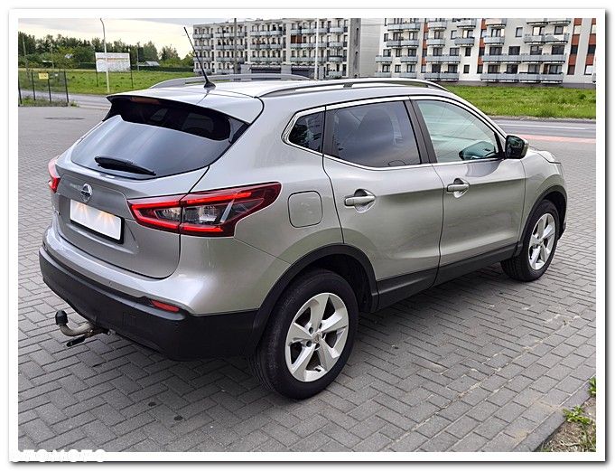 Nissan Qashqai 1.3 DIG-T N-WAY - 12