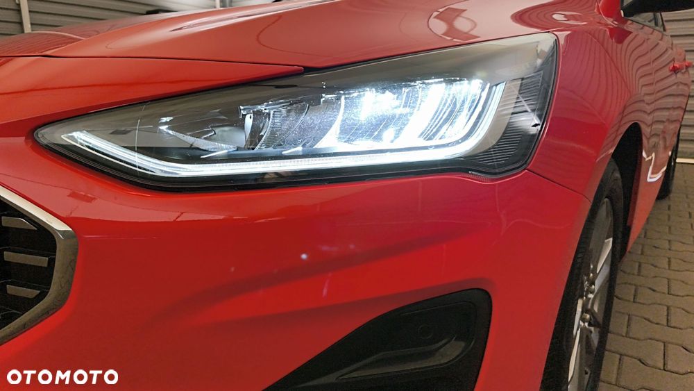 Ford Focus 1.0 EcoBoost mHEV Titanium X - 33