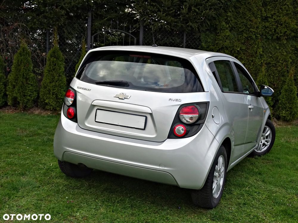 Chevrolet Aveo - 31