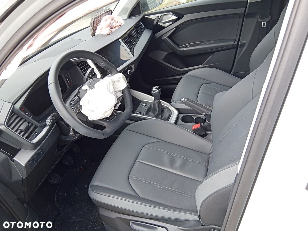 Audi A1 Sportback 25 TFSI S line - 8