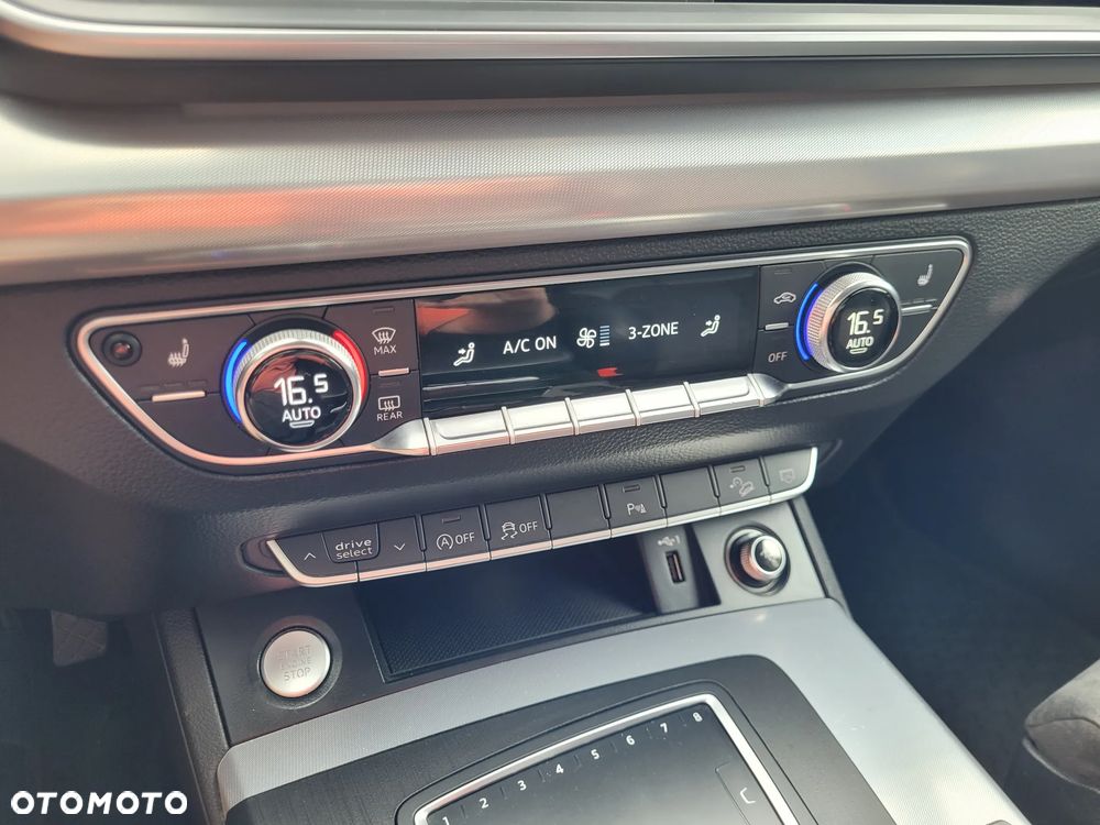 Audi Q5 45 TFSI mHEV Quattro Sport S tronic - 23