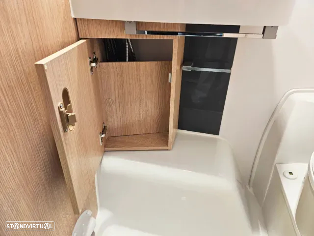 Adria Aviva 422 PY - 32