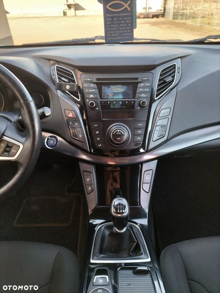Hyundai i40 Kombi 1.7 CRDi Premium - 13