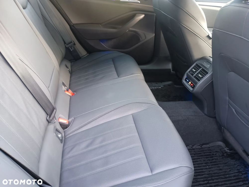 Skoda Superb 2.0 TSI L&K DSG - 23