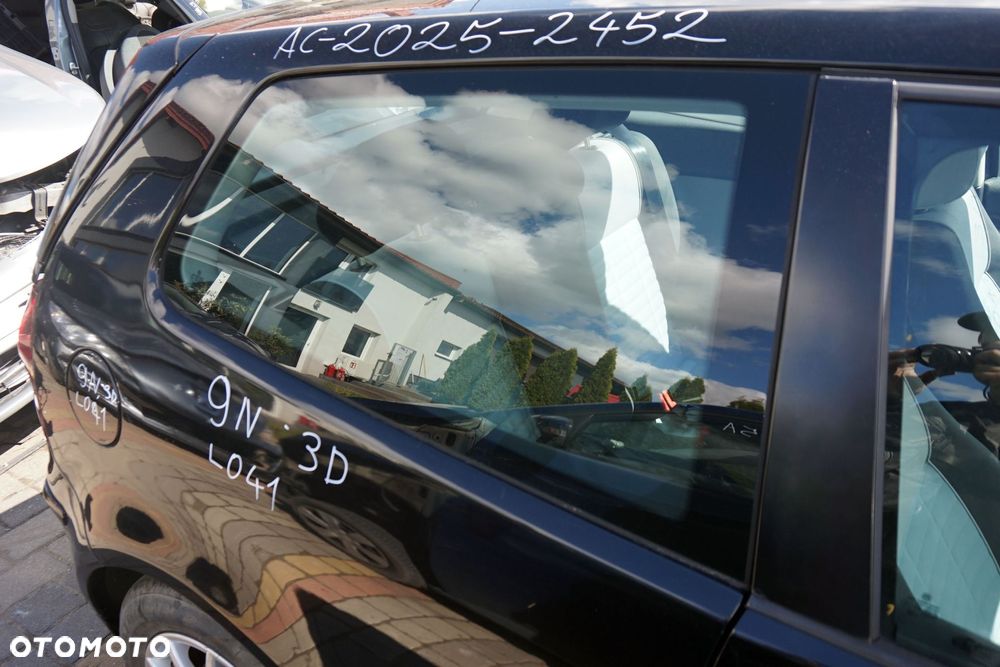 SZYBA KAROSERYJNA TYLNA PRAWA BOCZNA POLO IV 9N LIFT 3D HB  VOLKSWAGEN 2004-2009 - 3