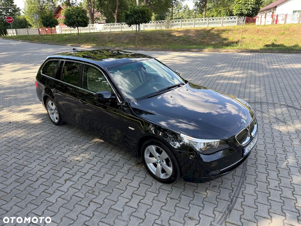BMW Seria 5 525xd - 12