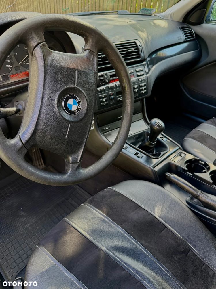 BMW Seria 3 318d - 15