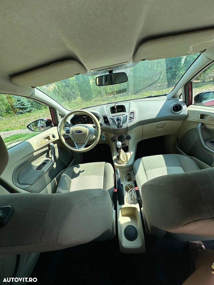 Ford Fiesta - 5