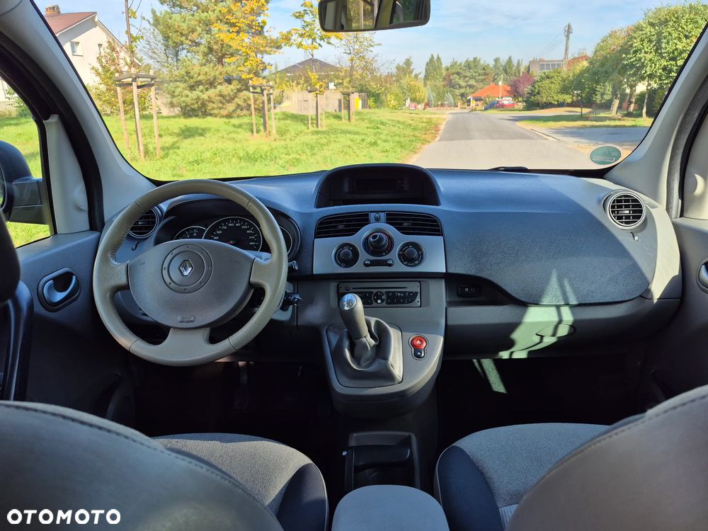 Renault Kangoo 1.6 16V 105 Luxe - 8