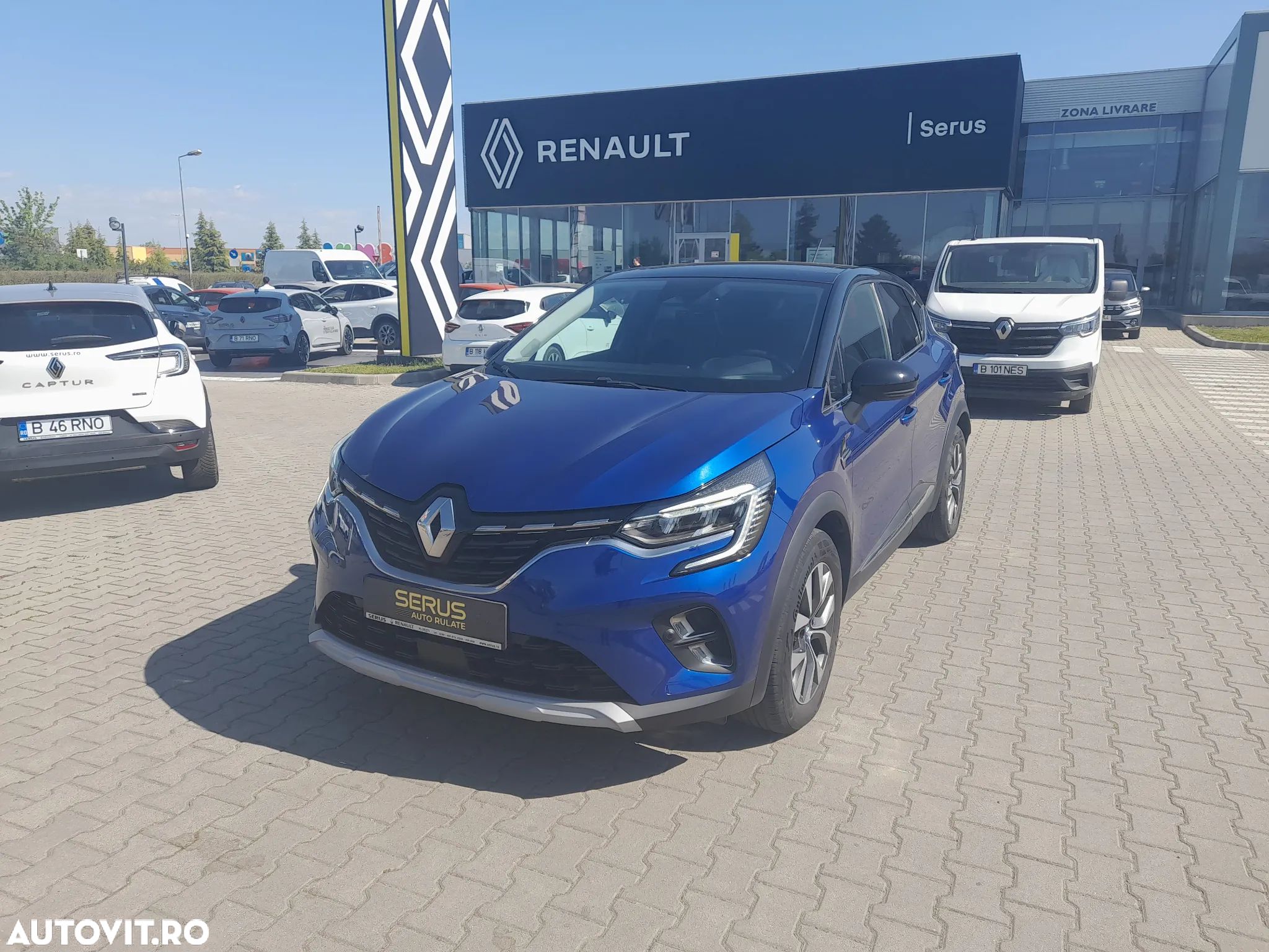 Renault Captur E-Tech Plug-In-Hybrid Intens - 1