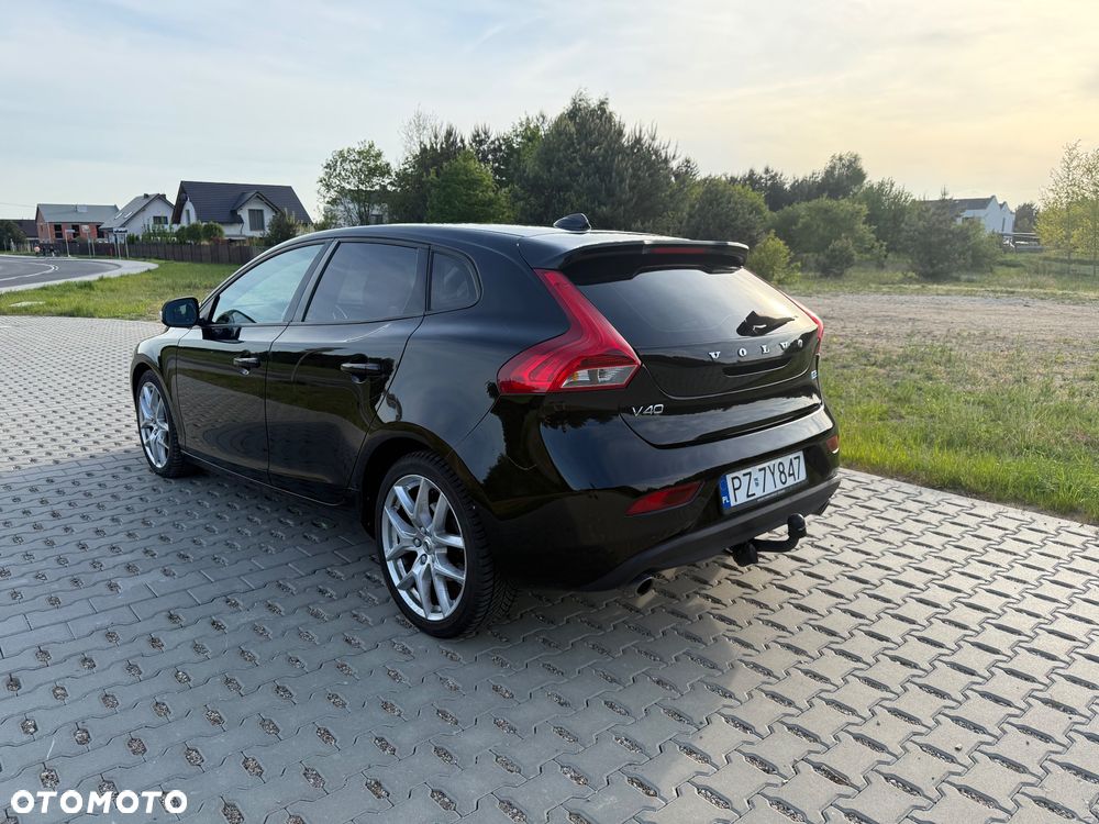 Volvo V40 D3 Momentum - 3