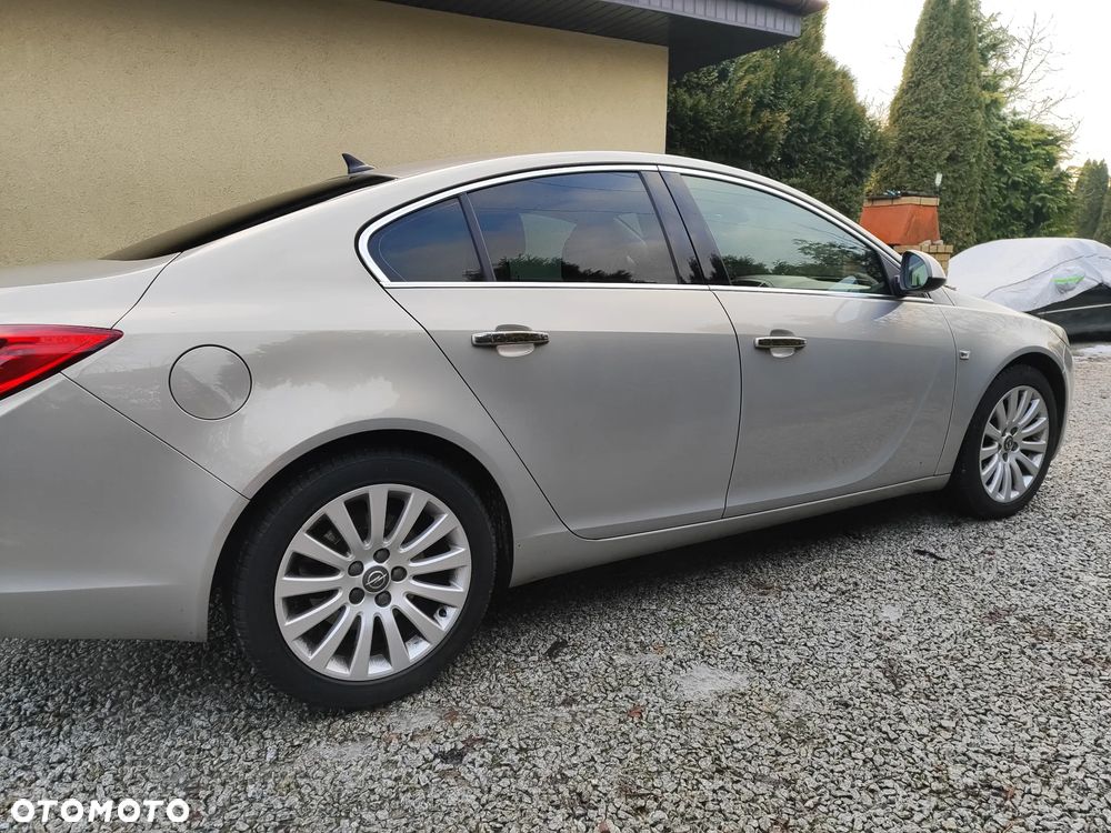 Opel Insignia 2.0 Turbo Cosmo - 4