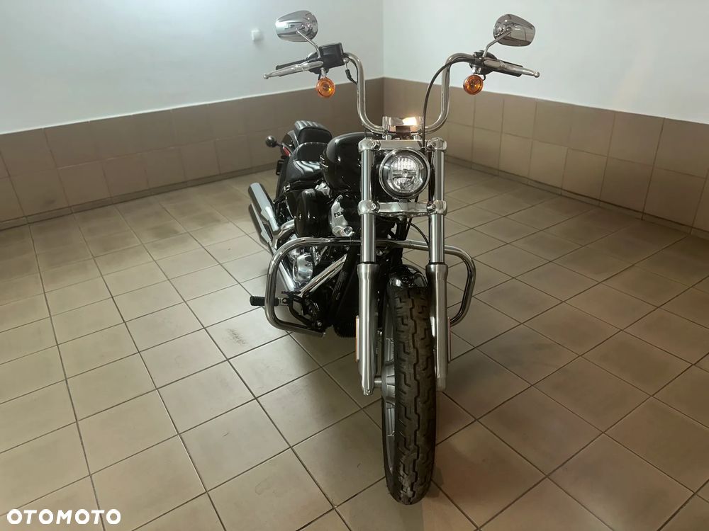Harley-Davidson Softail Standard - 3