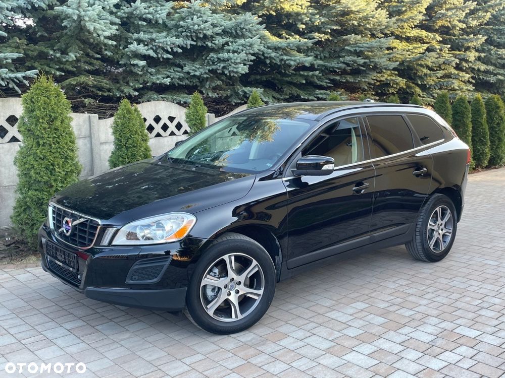 Volvo XC 60 D3 AWD R Design - 1