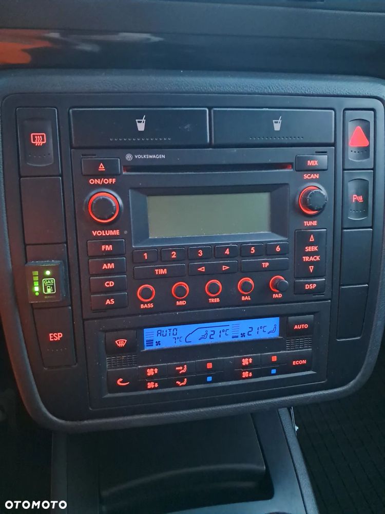 Volkswagen Sharan 2.0 Comfortline - 16