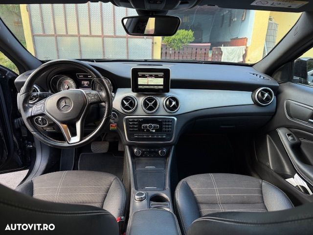 Mercedes-Benz GLA 220 CDI 4Matic 7G-DCT - 8