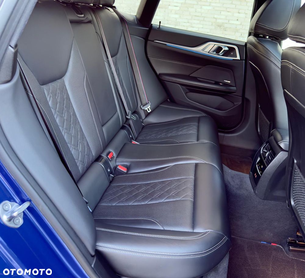 BMW Seria 4 M440i xDrive mHEV sport - 29