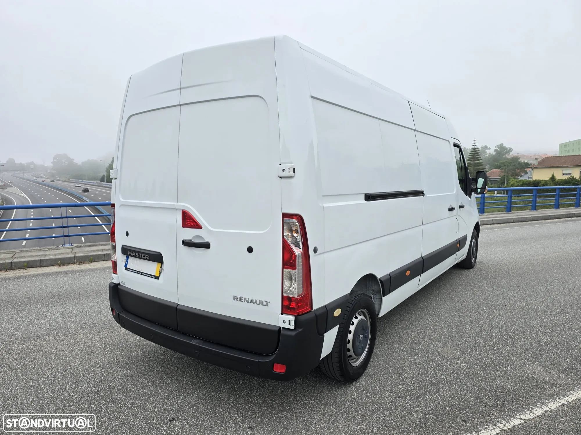 Renault Master 2.3 DCI 135 L3H3 - 3