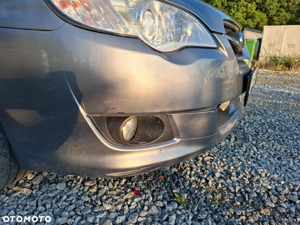 Subaru Legacy - 14