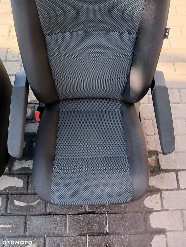 Fotel kierowcy VW T6 simora podłokietniki airbag - 2