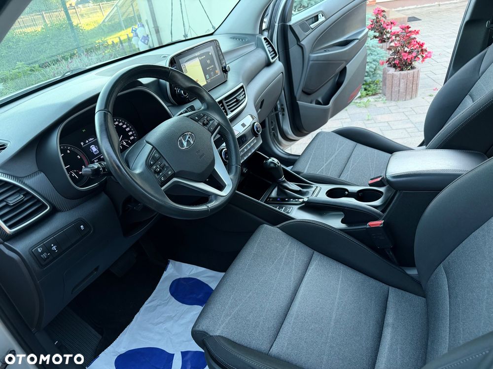 Hyundai Tucson blue 1.6 CRDi 2WD DCT Premium - 30