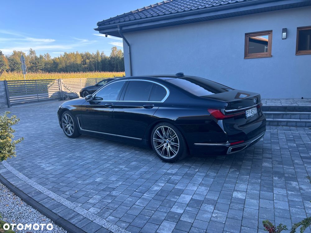 BMW Seria 7 - 37