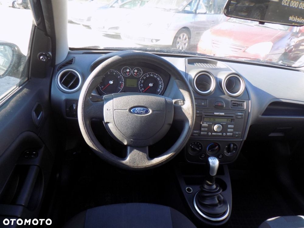 Ford Fiesta - 6