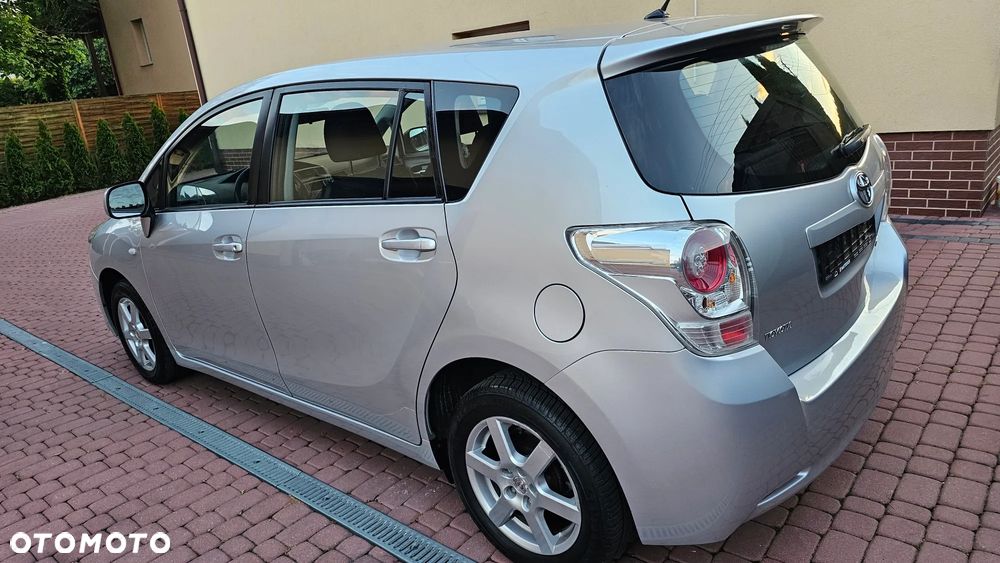 Toyota Verso 1.6 7-Sitzer Comfort - 29