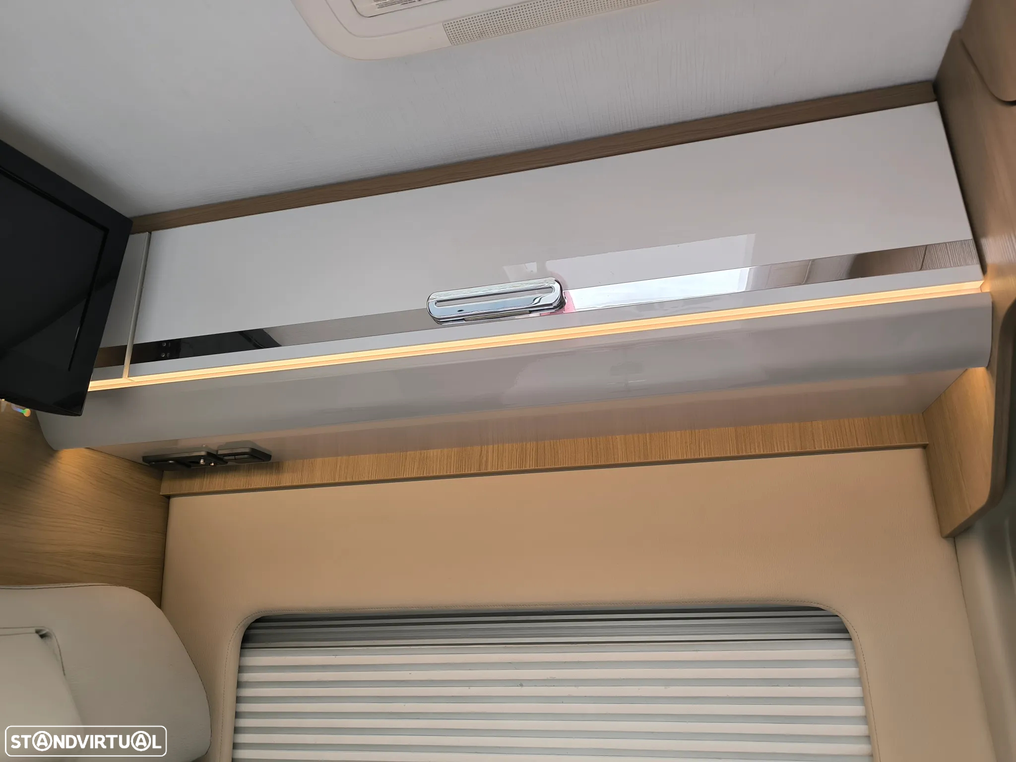 McLouis Menfys Van S-line - 35