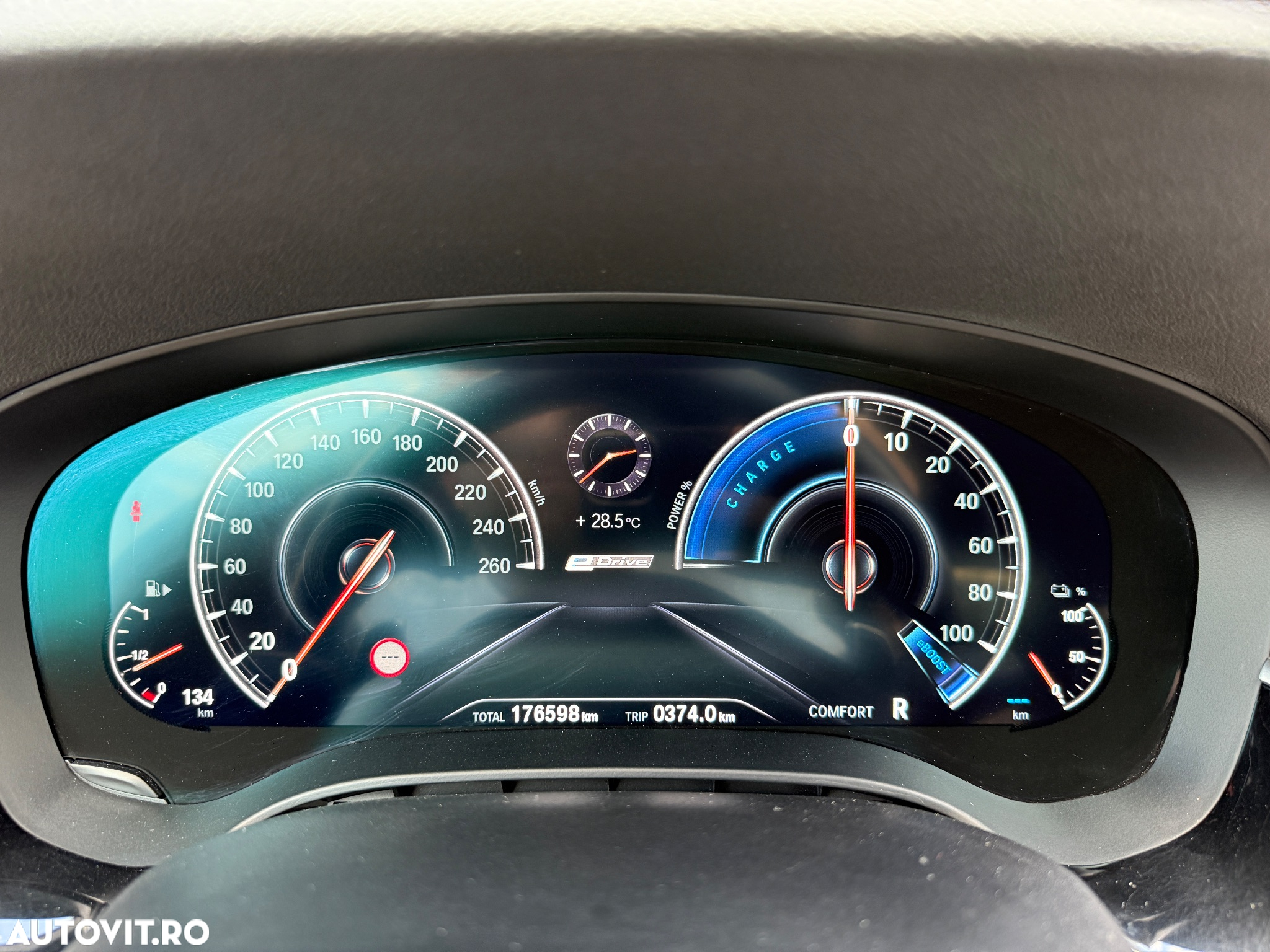 BMW Seria 5 530e Aut. M Sport Edition - 40