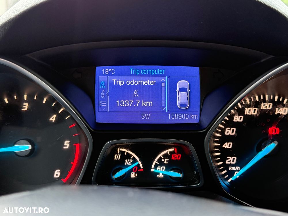 Ford Kuga - 9