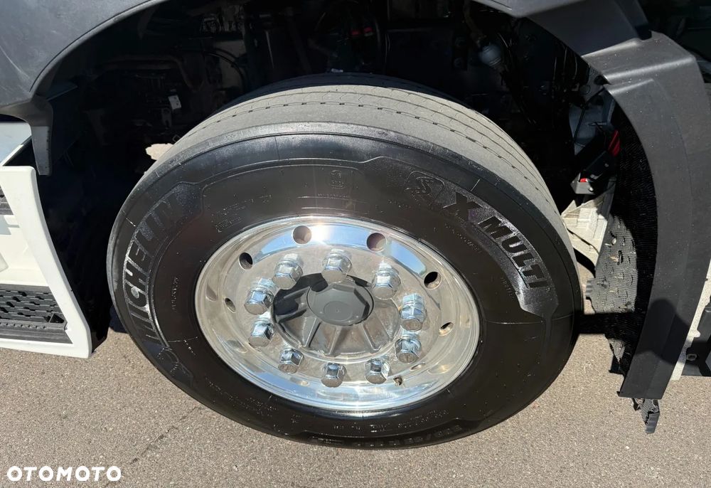 Renault T 440 / CHŁODNIA / SCHMITZ / WINDA / 6×2 /  21 EUROPALET / SYPIALKA / 3 OSIE / 13 LITROWY  SILNIK /  PRZEBIEG 270 TYŚ / ALUSY / AUTOMAT / JAK NOWA / E6 / SPROWADZONA / - 12