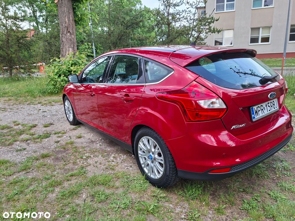 Ford Focus - 11