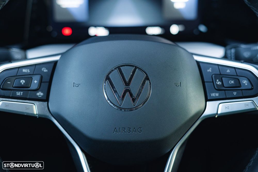 VW Golf 1.0 TSI Sportline - 22