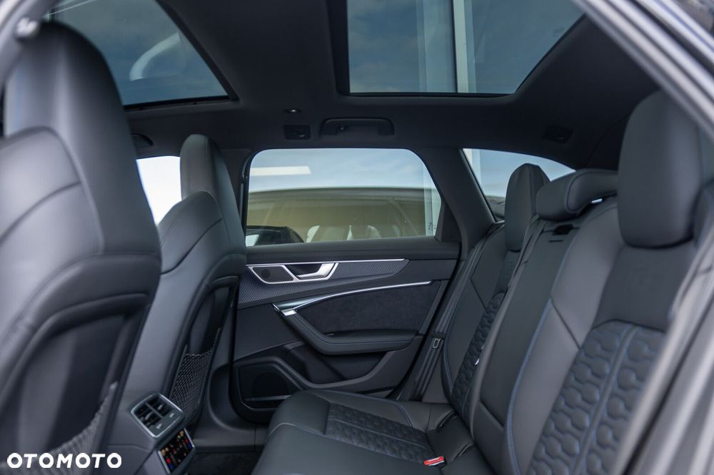Audi RS6 Avant - 13