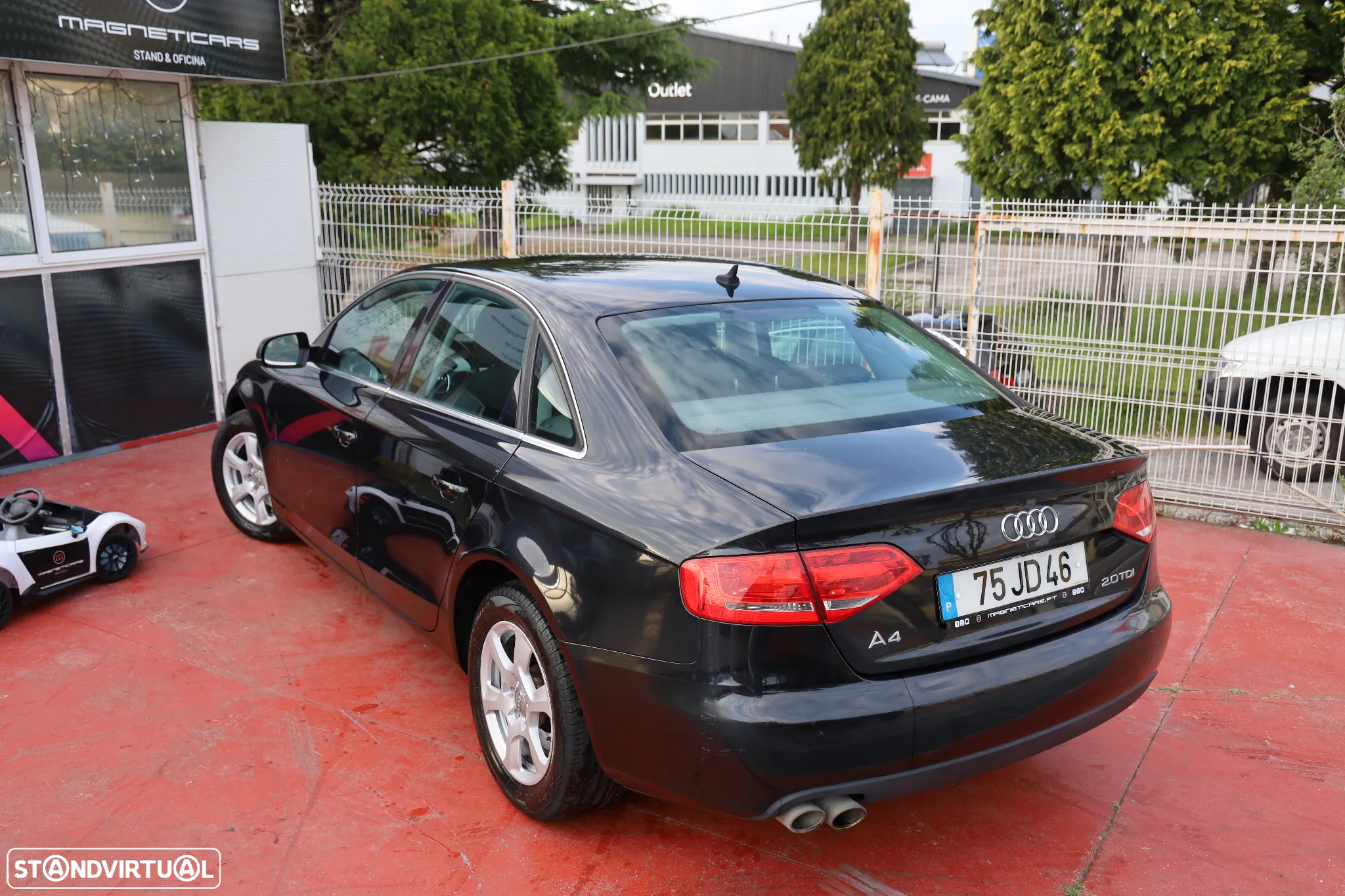Audi A4 2.0 TDI exclusive - 19