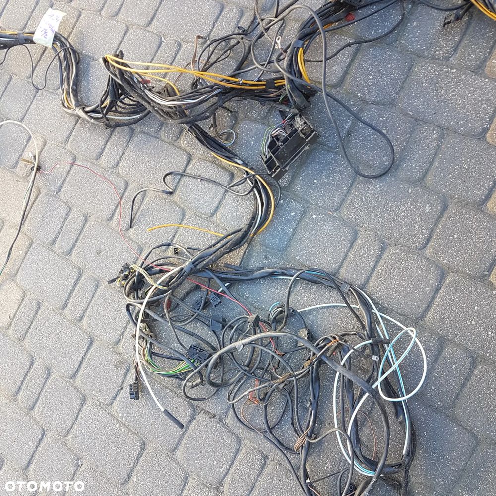 Kostka kość wtyk stacyjki wiązka elektryka instalacja MERCEDES W201 W202 W124 W126 dużo częsci 124 - 13