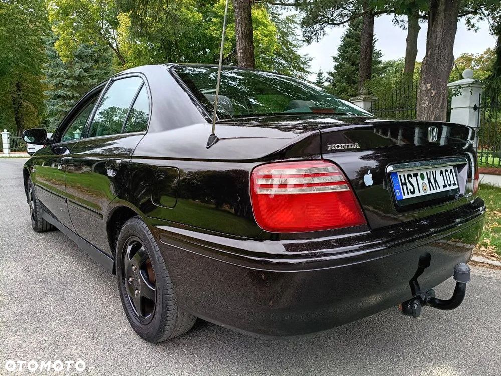 Honda Accord 2.0 ES - 1