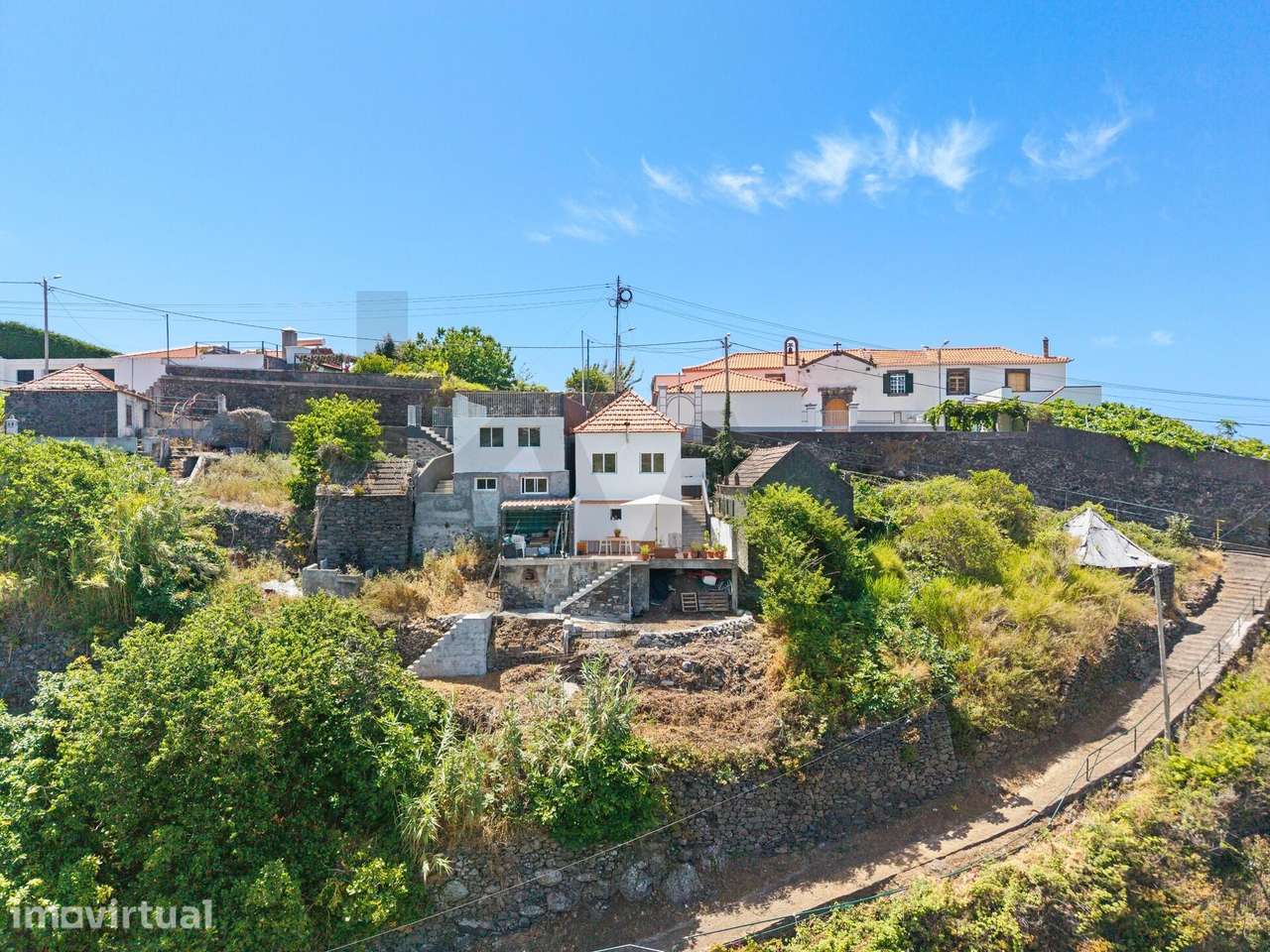 Moradia T2 Tradicional com Vista Mar e Montanha – Lombo do Doutor, Cal - Grande imagem: 2/30