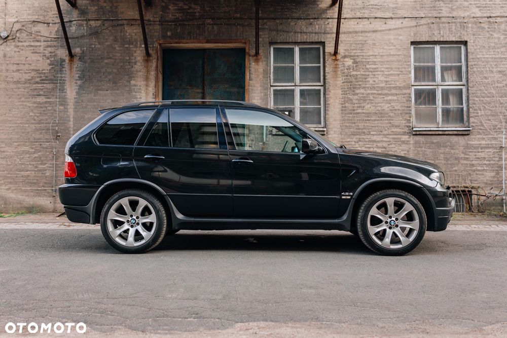 BMW X5 4.8 is - 12