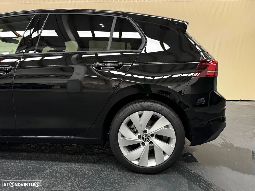 Volkswagen Golf 2026 photo 5