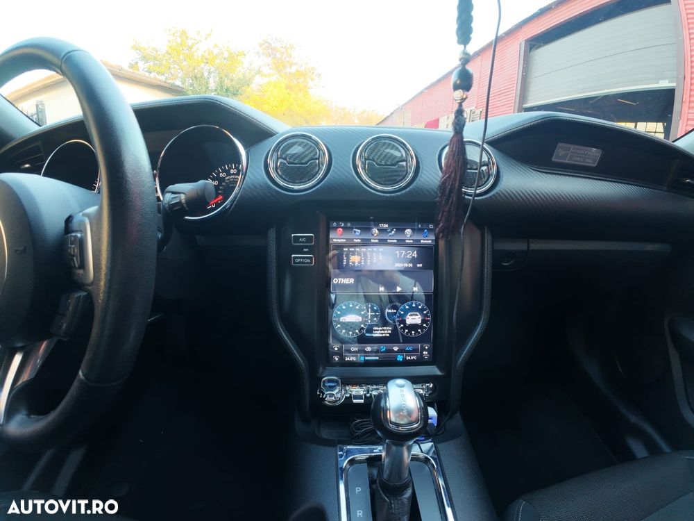 Ford Mustang 2.3 EcoBoost Aut. - 2